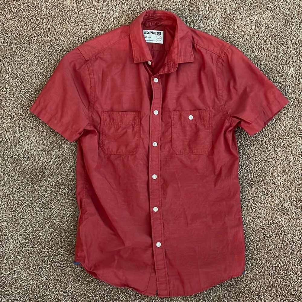 Mens size XS Express short sleeved button up